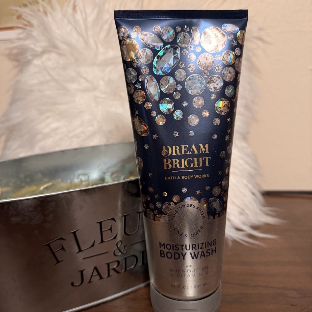NWT Bath & Body Works 5 Piece Dream Bright Collection With Container - Picture 3 of 7